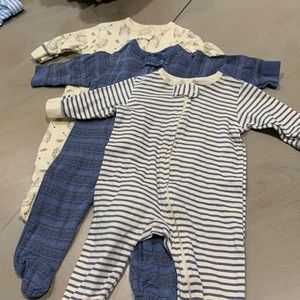 Yoga Sprout 3 set footie pajamas 6-9m